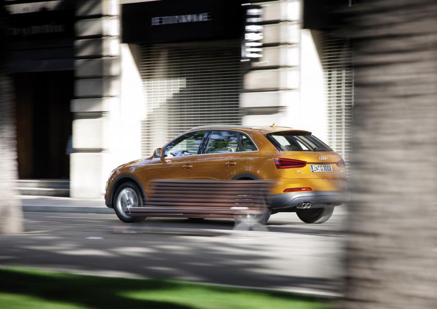  Audi Q3 2.0 TDI Quattro (8U) 2011 года  (WW) (фото 11 из 65)